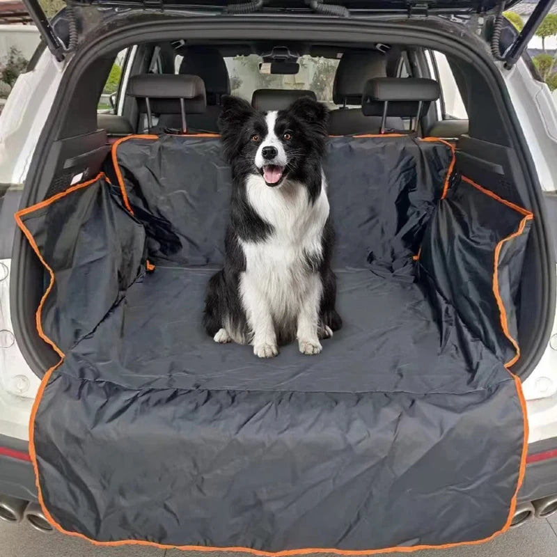 Protection coffre chien : housse à rabats et tablier de pare-chocs